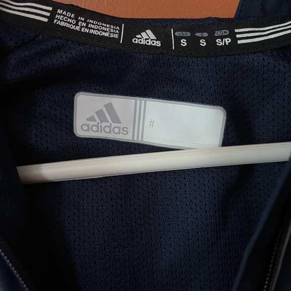 Adidas Windbreaker - Picture 4 of 4